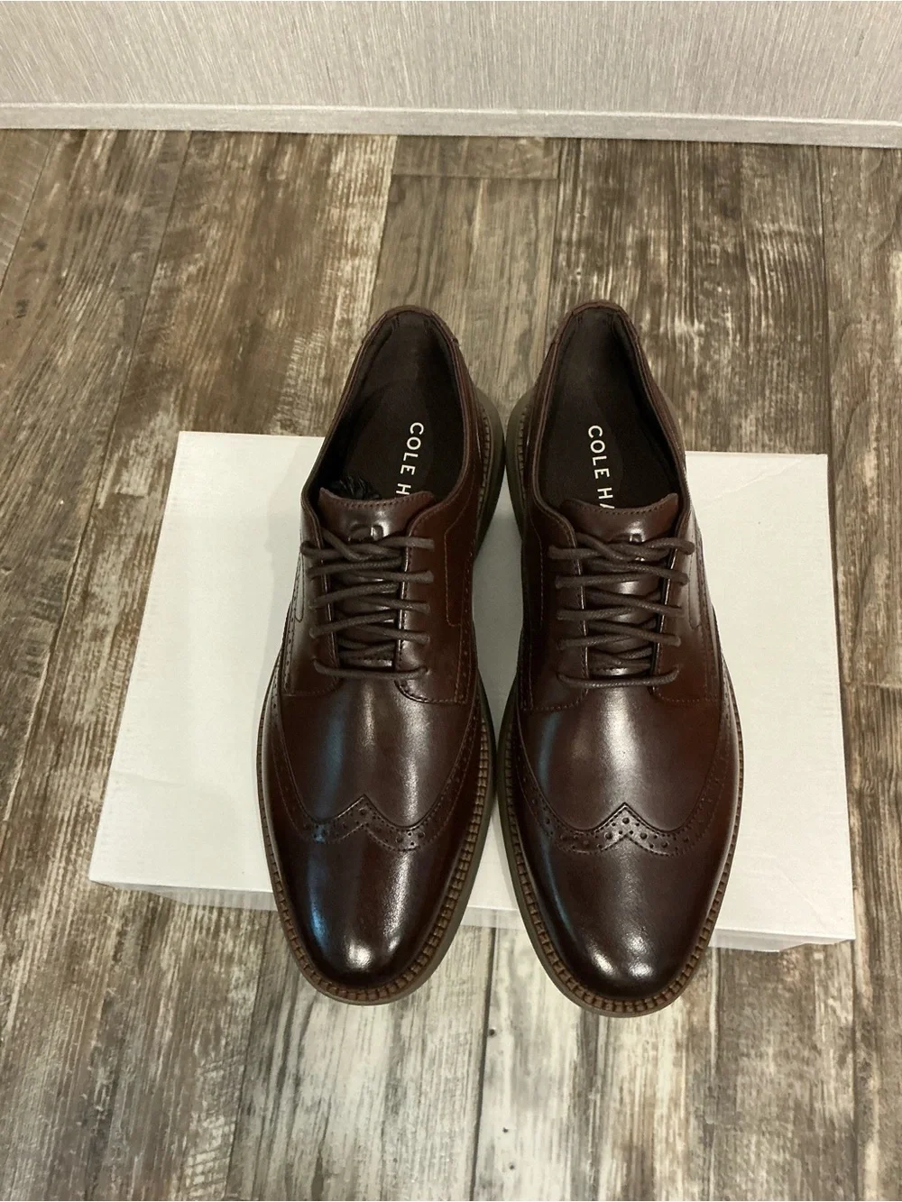 Cole Haan Men's Dark Brown Wingtip Oxfords Size 8.5